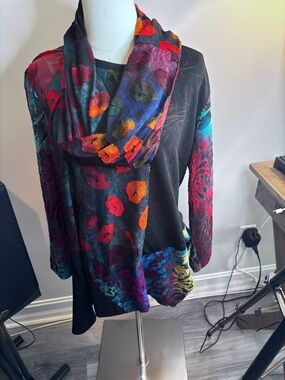 Calessa Women's Tunic Top Multi Black Mixed Print Stretch Long Slv XL with scarf